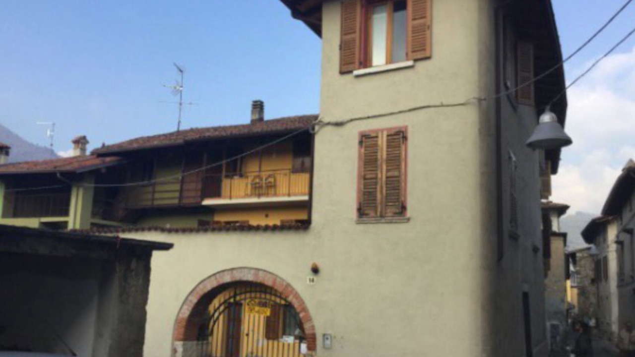 Photo of Outdoor in Roe