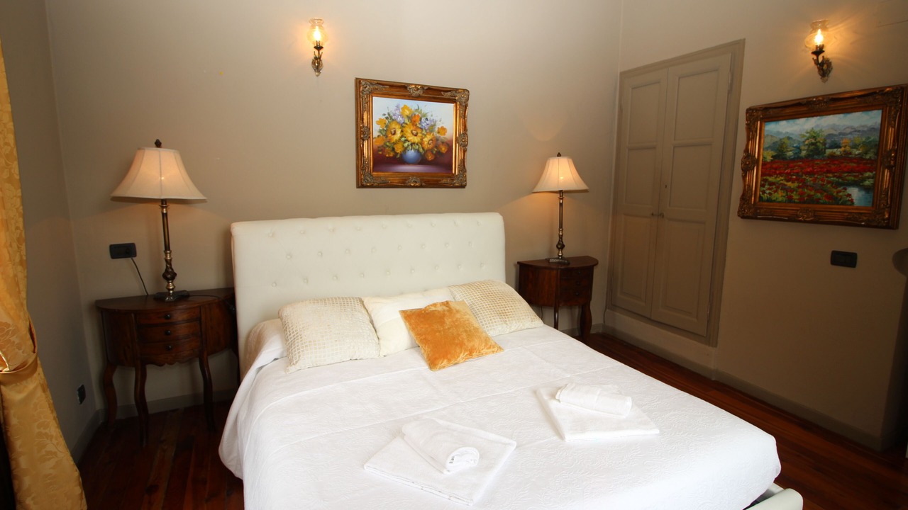 Photo of Bedroom in Menaggio