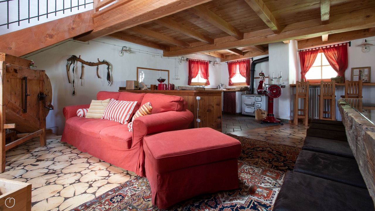Photo of Livingroom in Tola