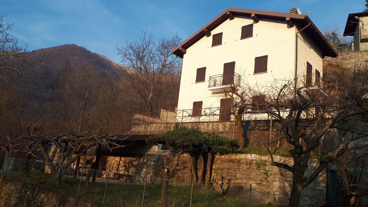 Photo of Outdoor in Veleso