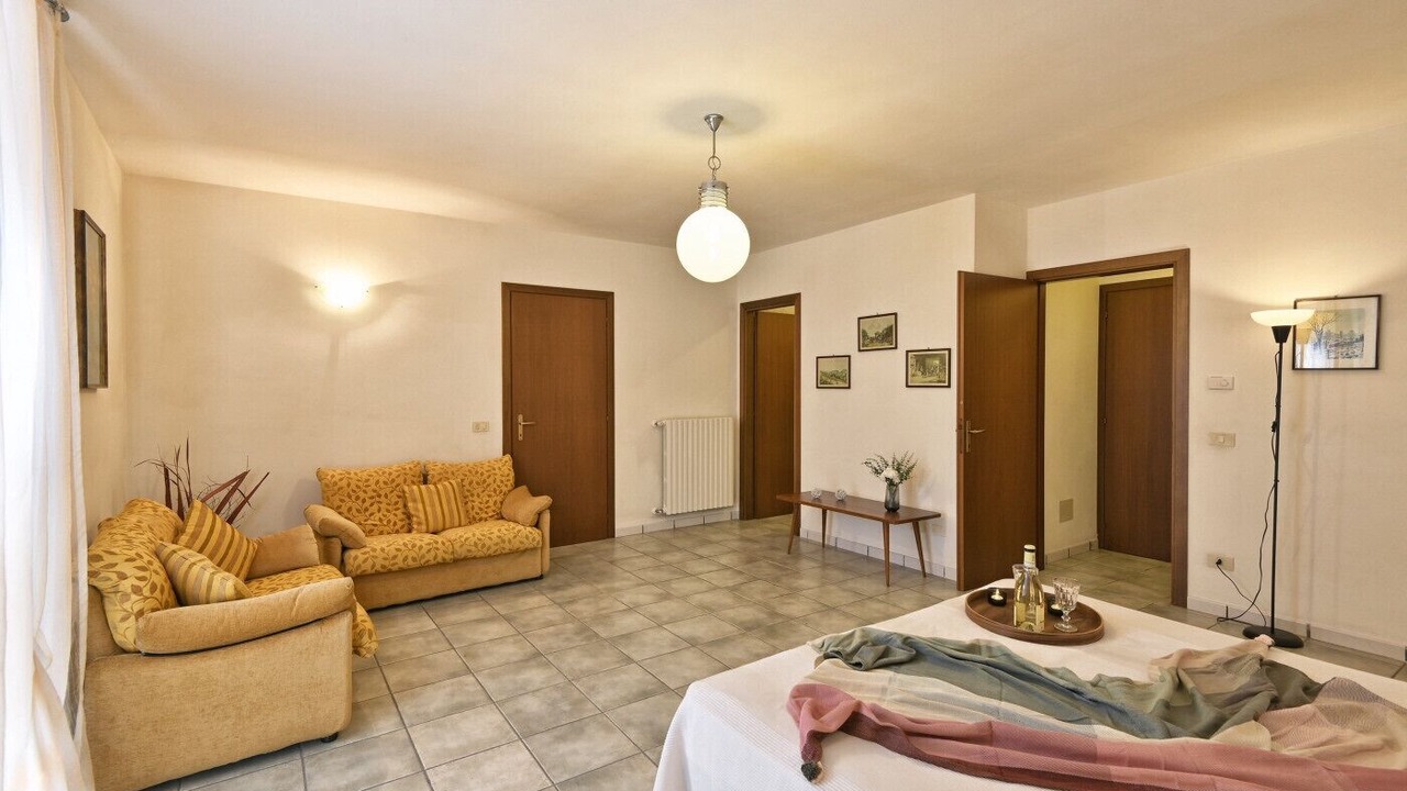 Photo of Others in Prabione