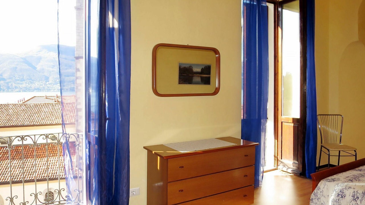 Photo of Bedroom in Porto Valtravaglia