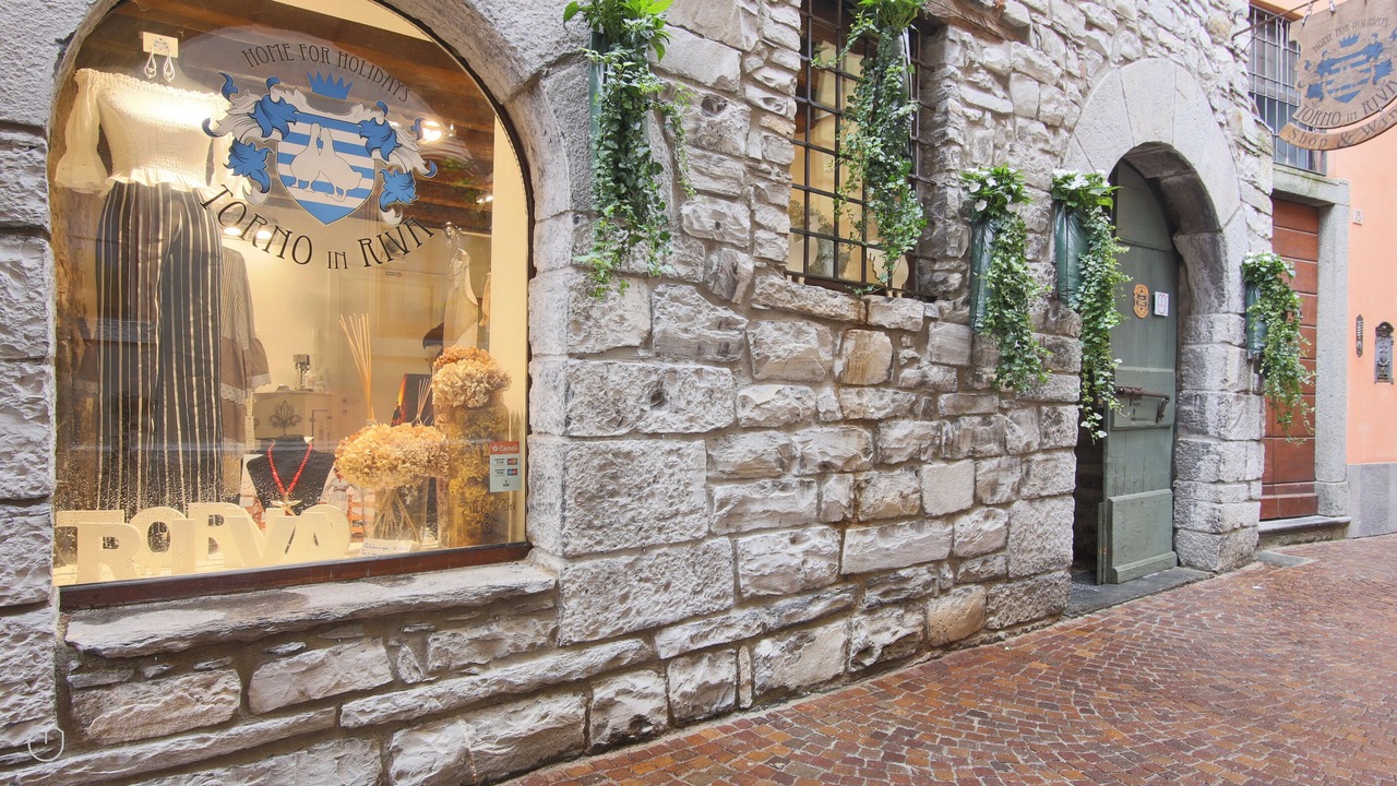 Photo of Outdoor in Torno
