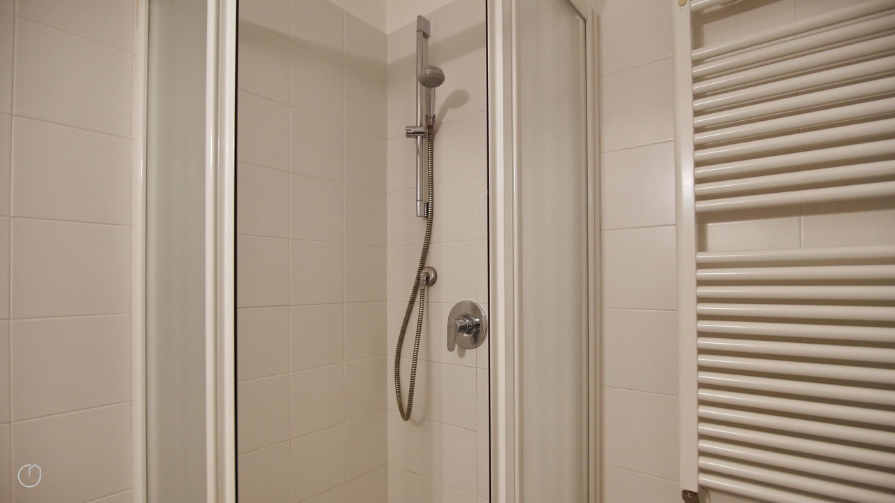 Photo of Bathroom in Torno
