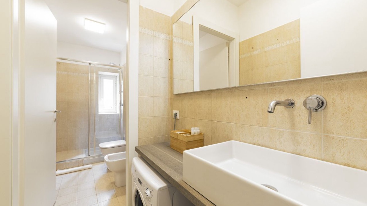Photo of Bathroom in Chinatown