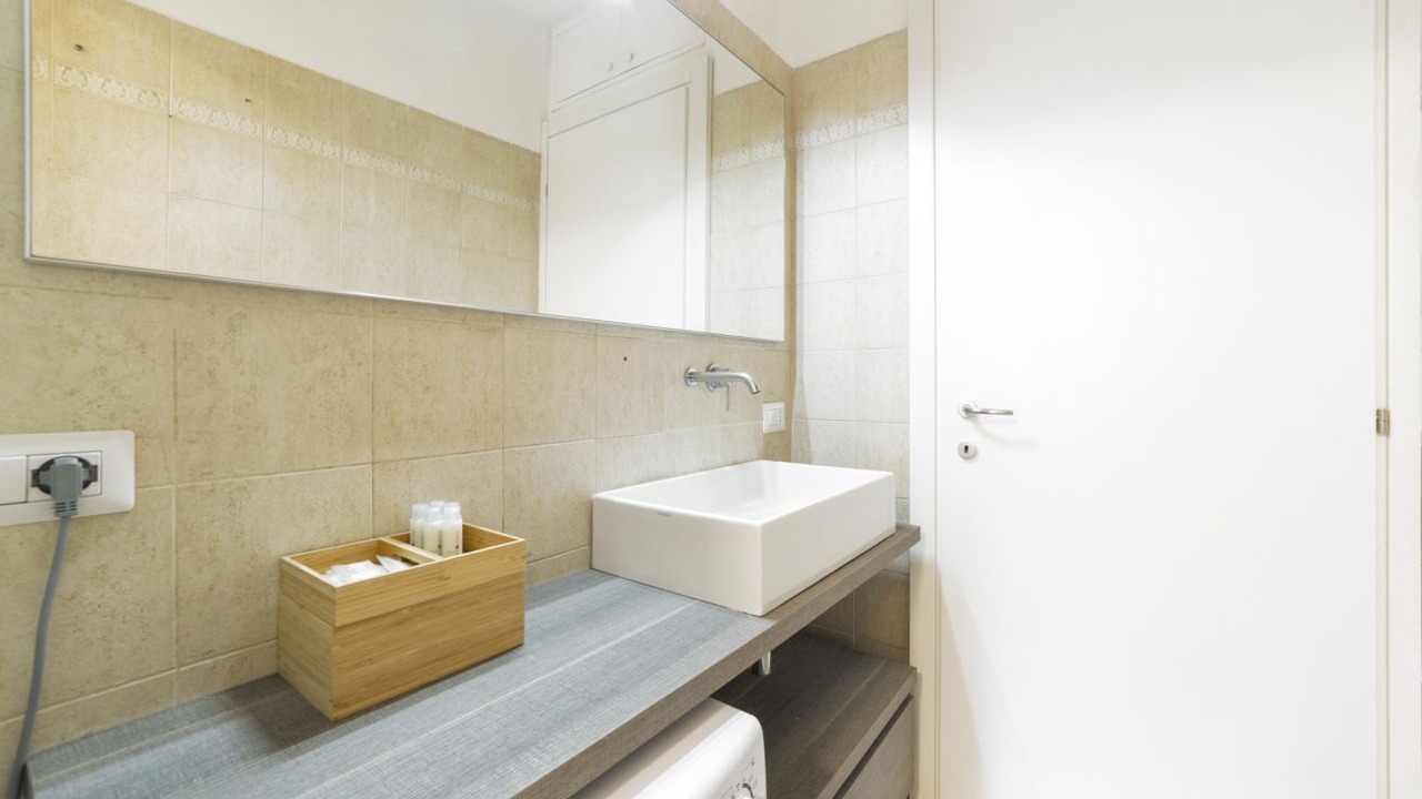 Photo of Bathroom in Chinatown