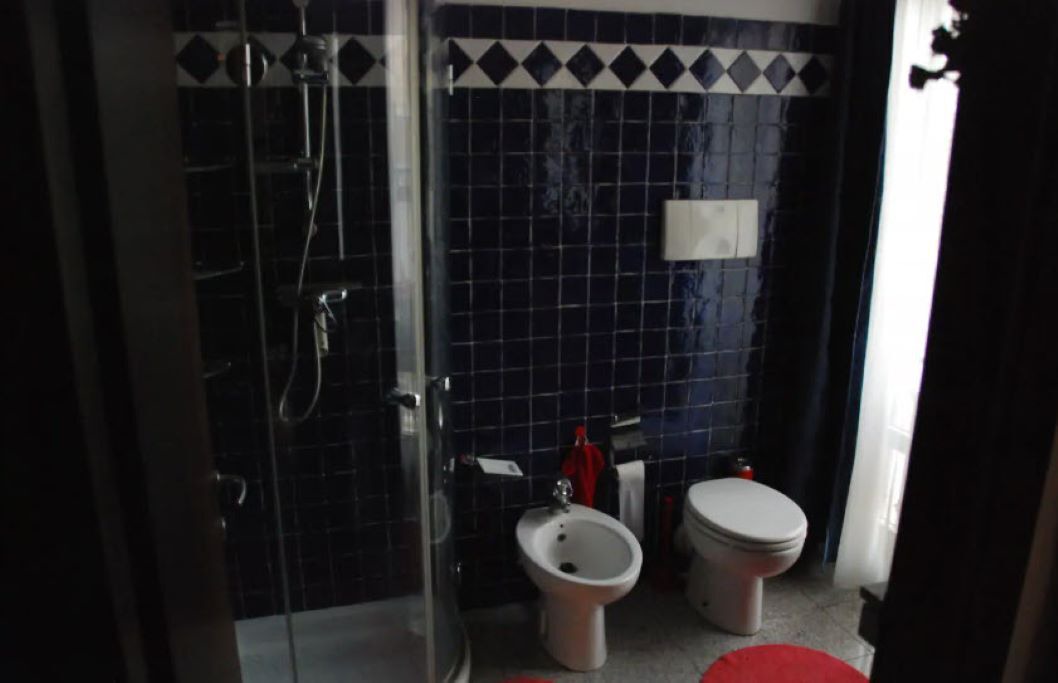 Photo of Bathroom in Bullona