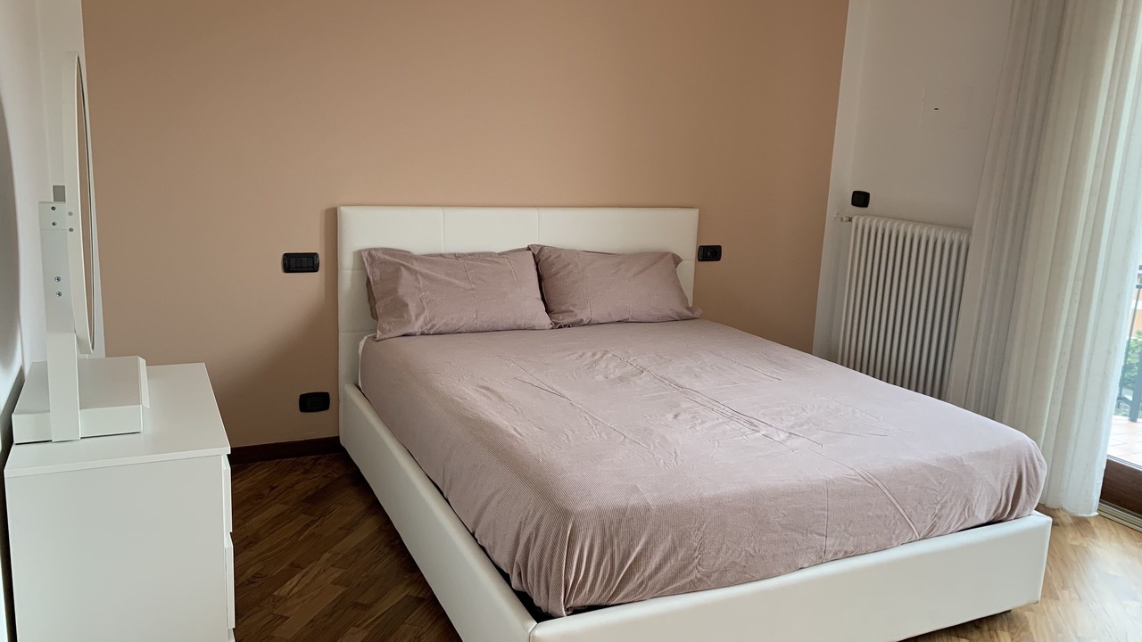 Photo of Bedroom in Como