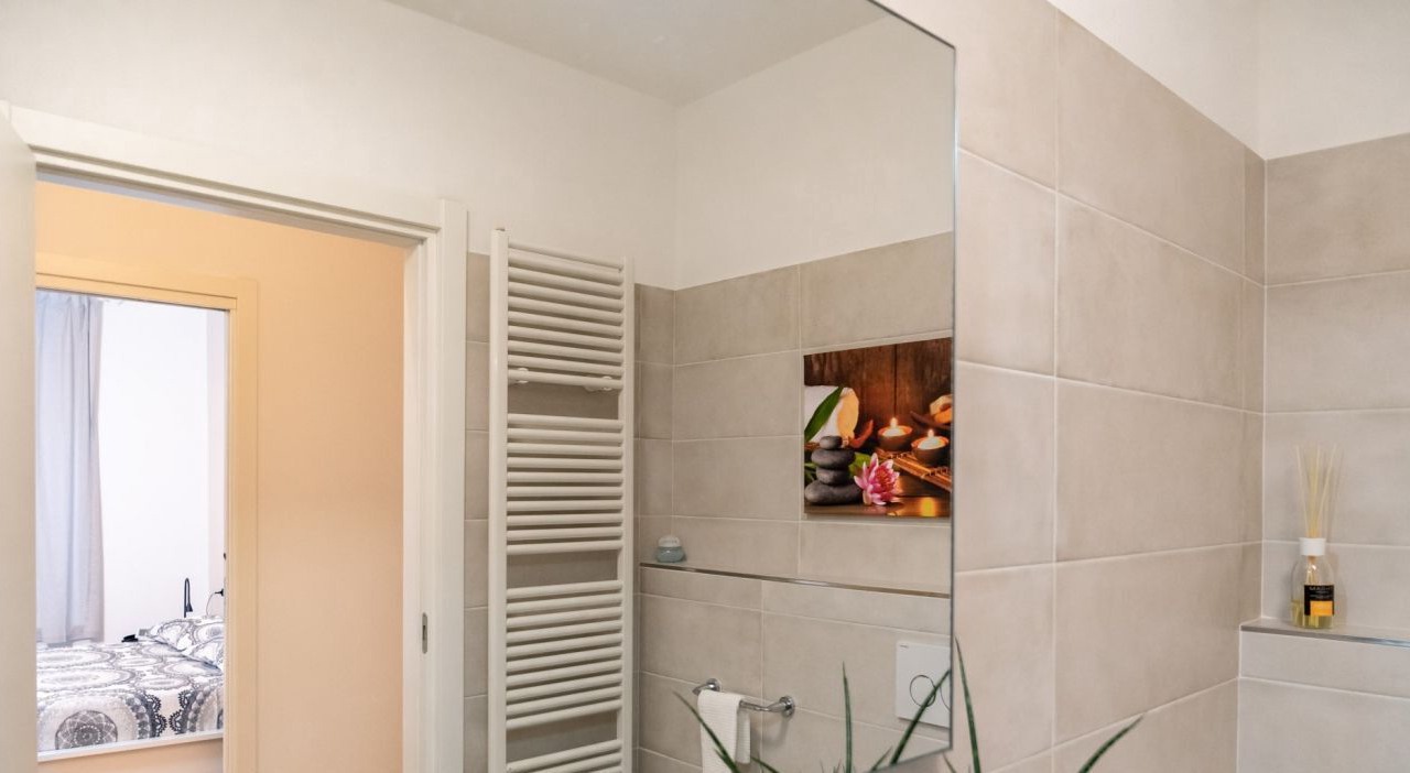 Photo of Bathroom in Lovere Old Town