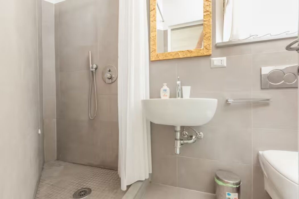 Photo of Bathroom in Central Station
