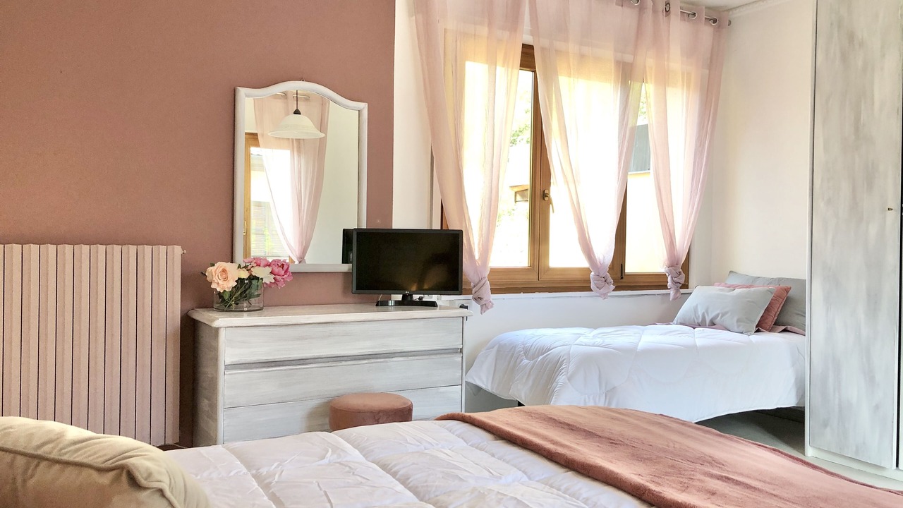 Photo of Bedroom in Porto Ceresio