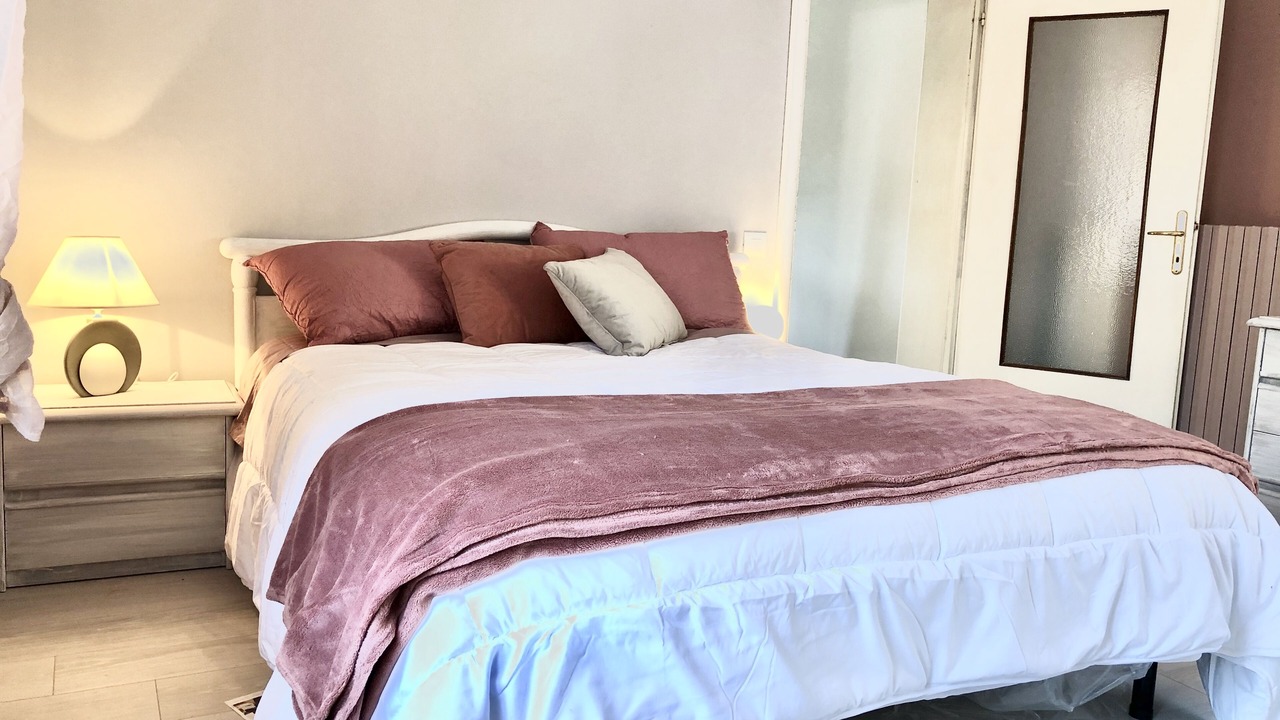Photo of Bedroom in Porto Ceresio
