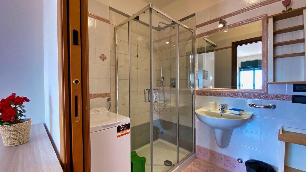 Photo of Bathroom in Manerba del Garda