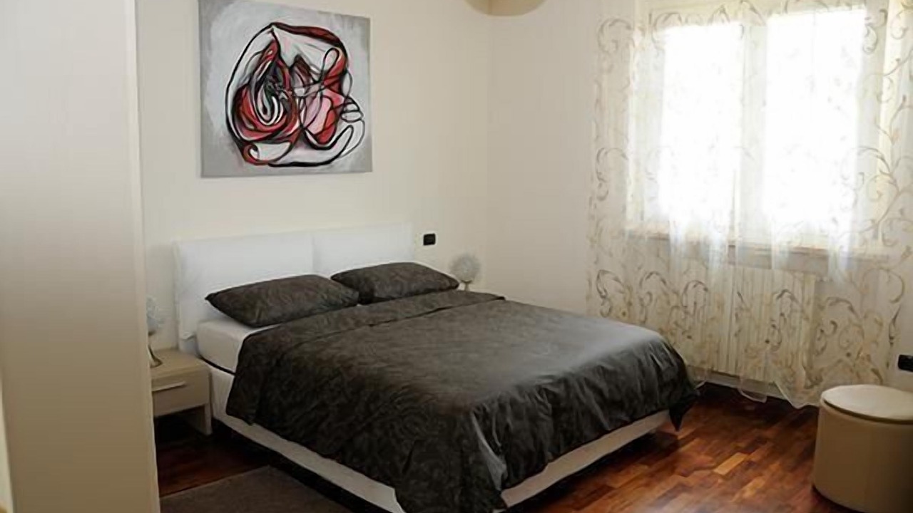 Photo of Bedroom in Pozzolengo