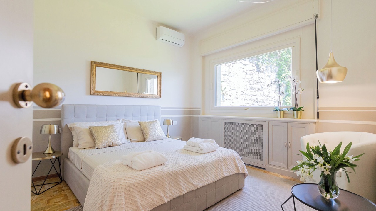 Photo of Bedroom in Sala Comacina