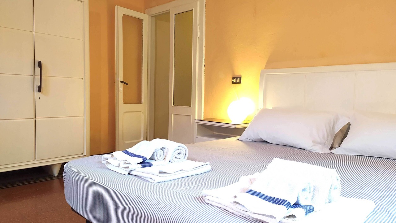 Photo of Bedroom in Sale Marasino