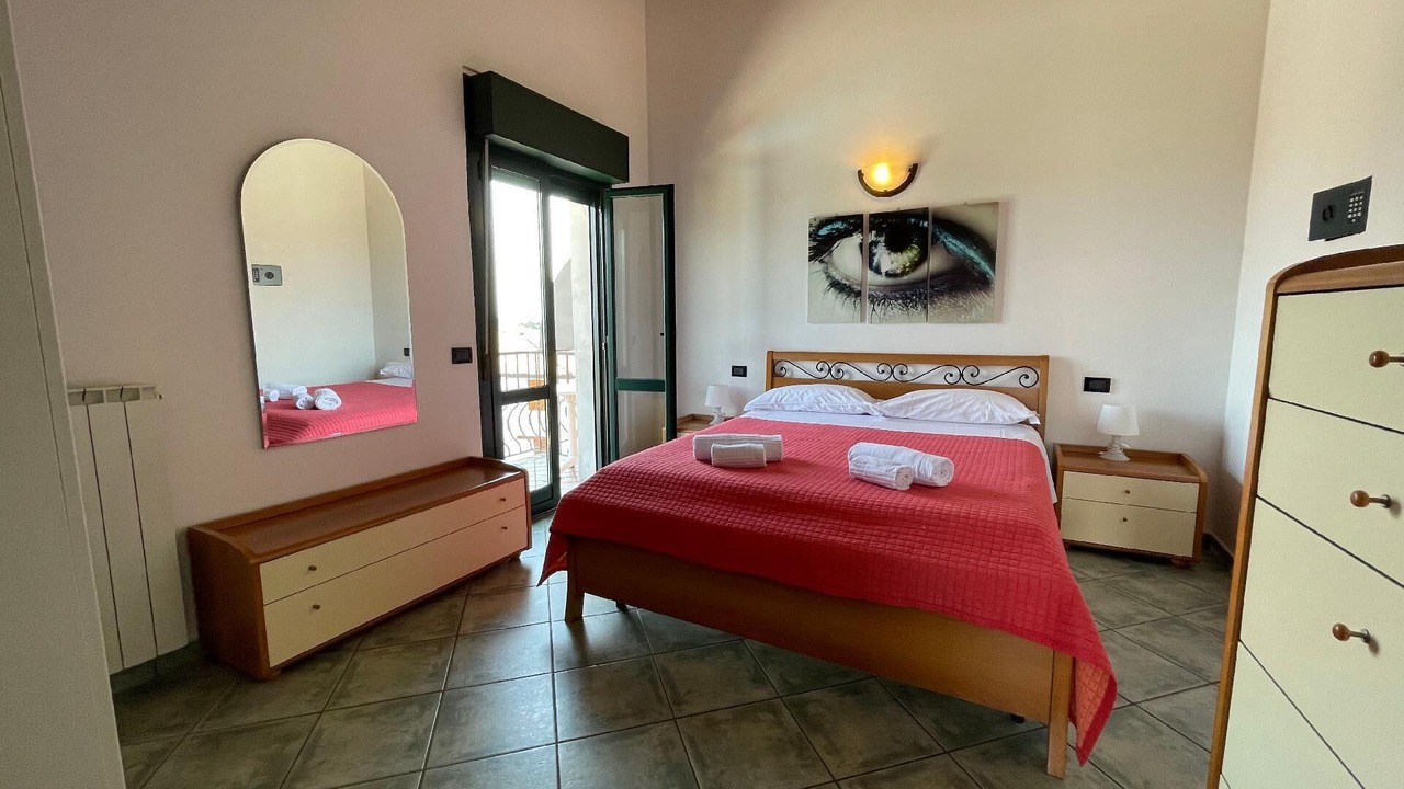 Photo of Bedroom in Manerba del Garda