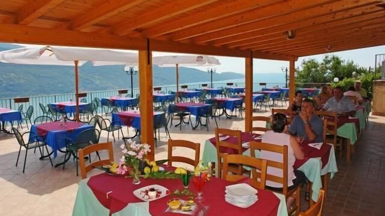Photo of Outdoor in Oldesio