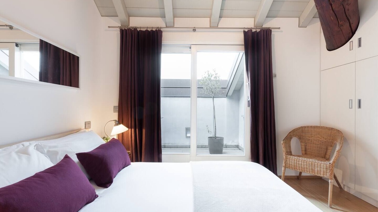 Photo of Bedroom in Como City Centre