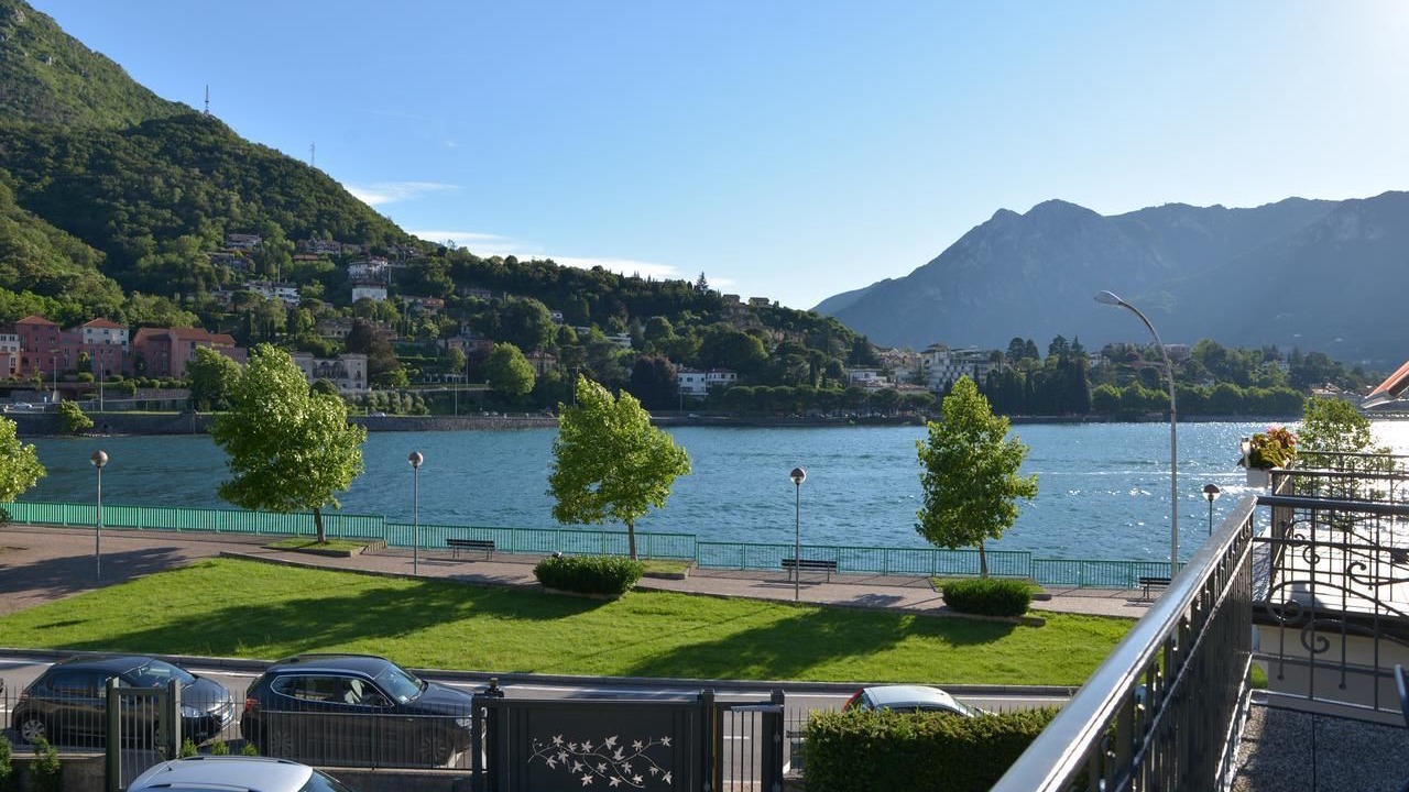 Photo of Bedroom in Lecco