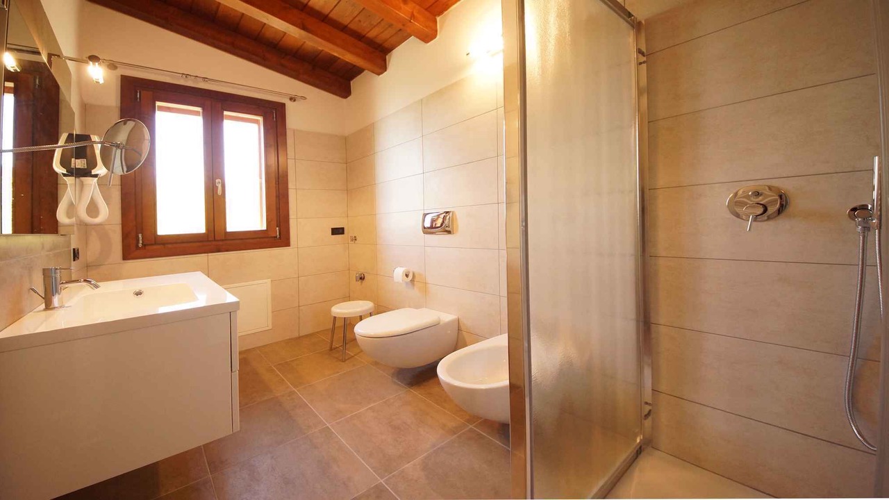 Photo of Bathroom in Tignale