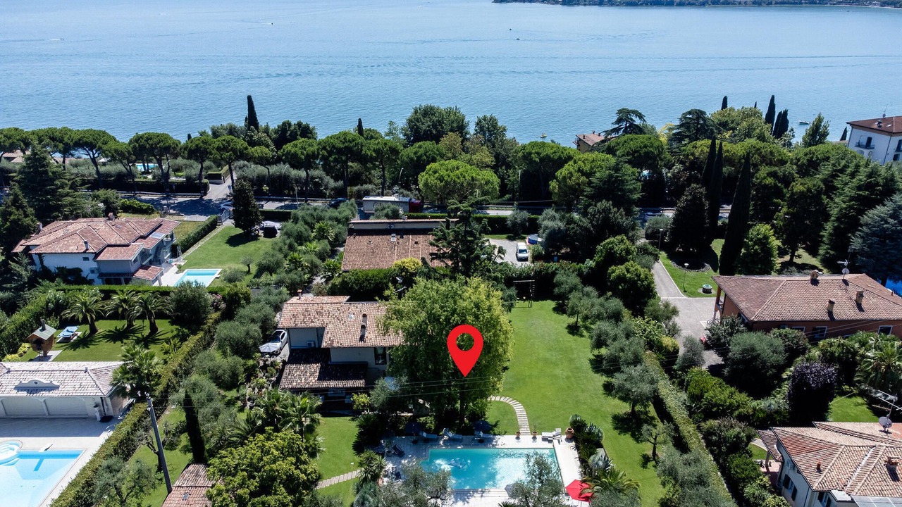 Photo of Bedroom in Padenghe sul Garda