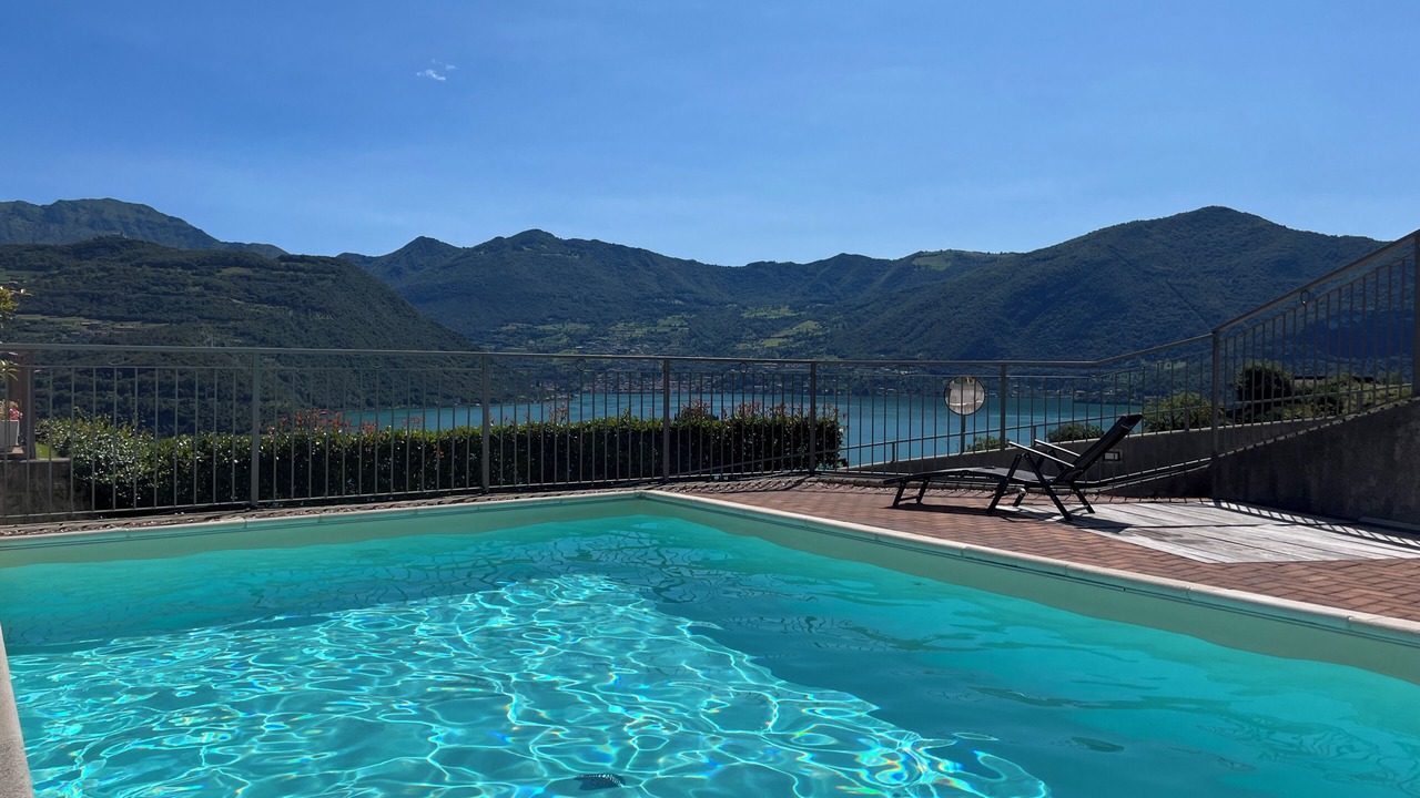 Photo of Outdoor in Tavernola Bergamasca