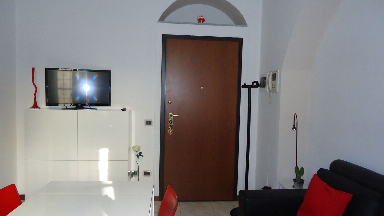 Photo of Livingroom in Tricolore