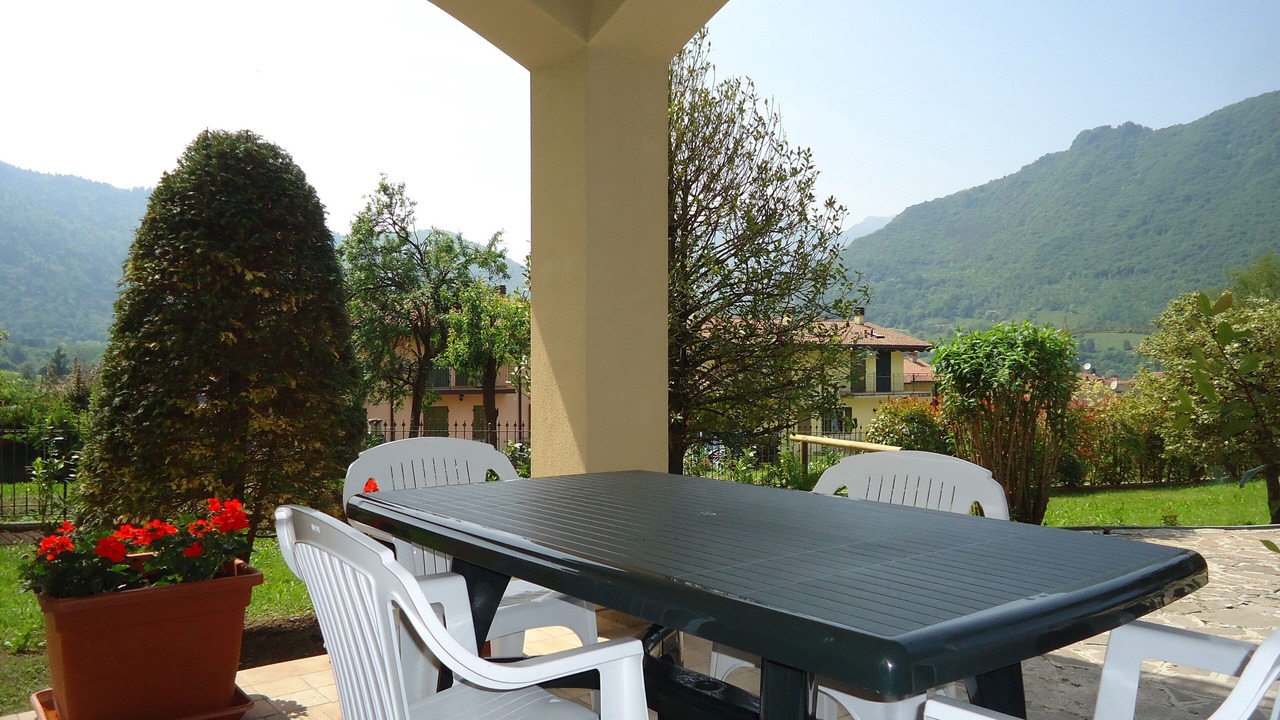 Photo of Outdoor in Crone