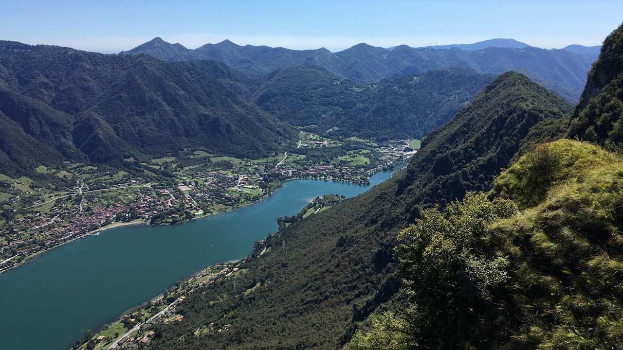 Photo of Outdoor in Crone
