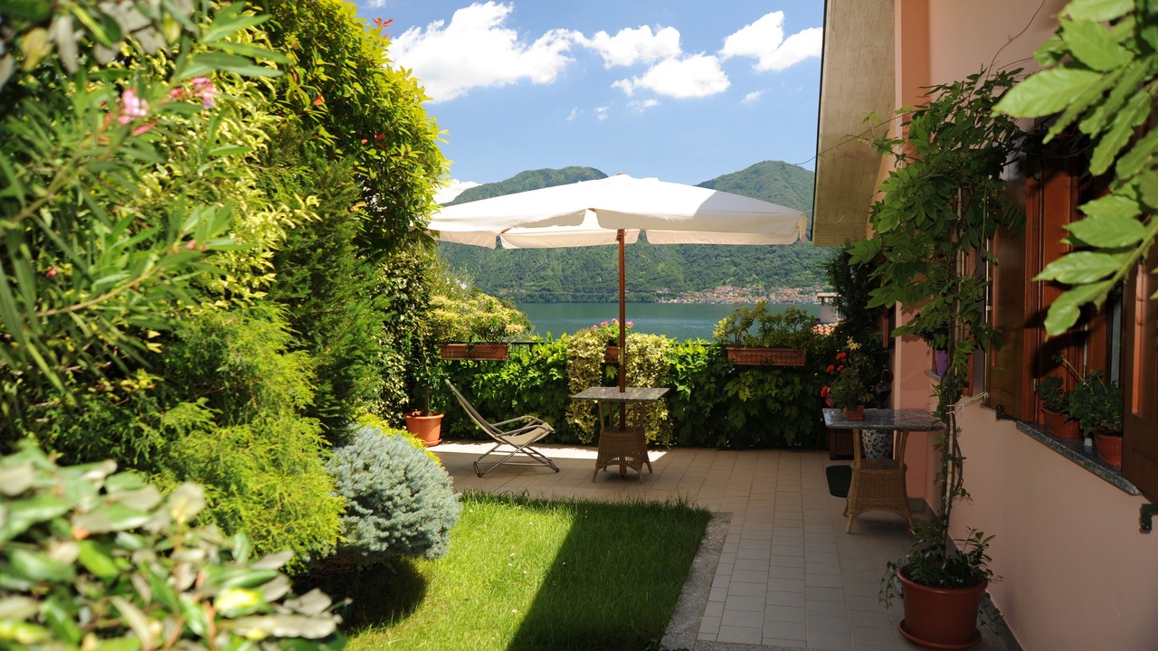 Photo of Patio Balcony in Sala Comacina