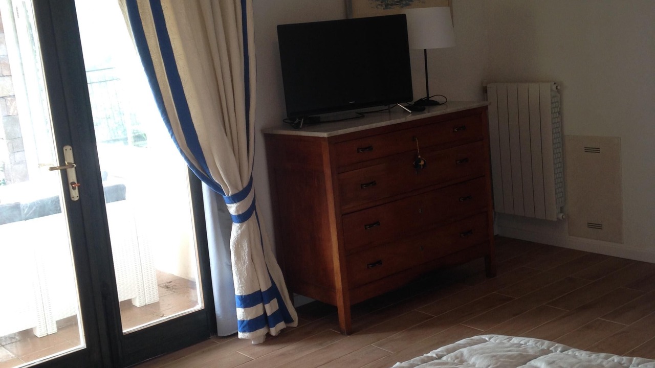 Photo of Bedroom in Roe Volciano