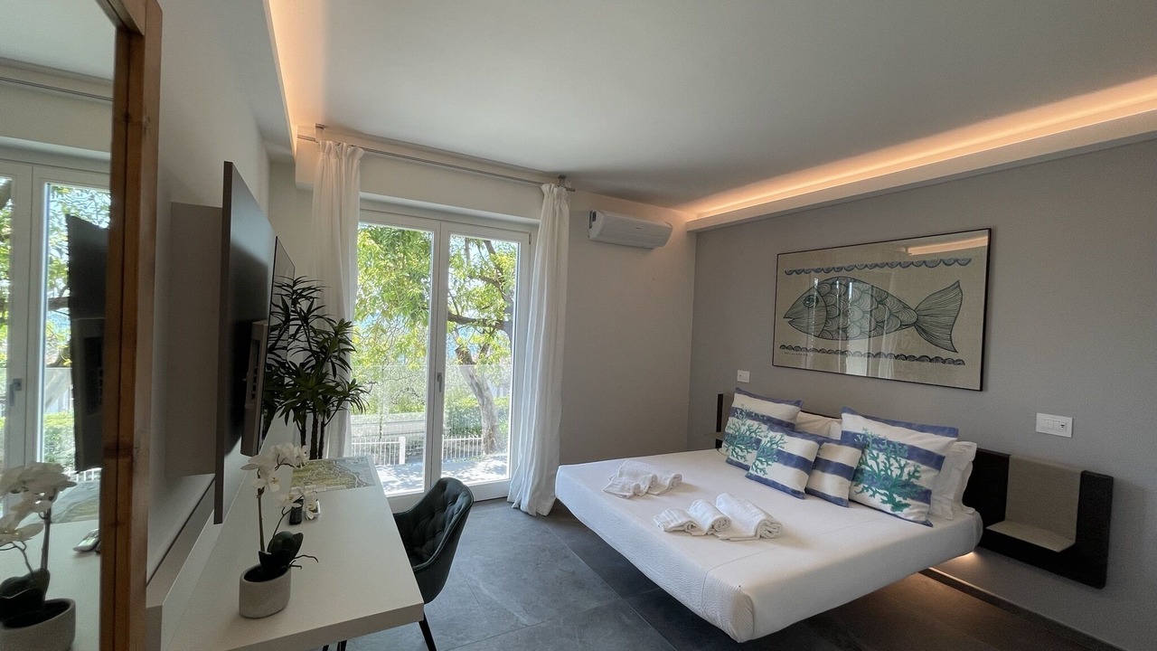 Photo of Bedroom in Gardone Riviera