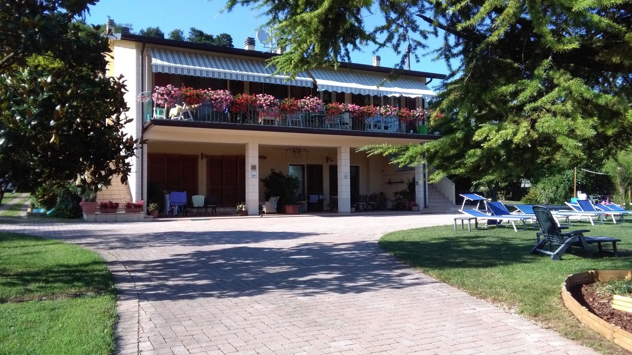 Photo of Outdoor in Roe Volciano
