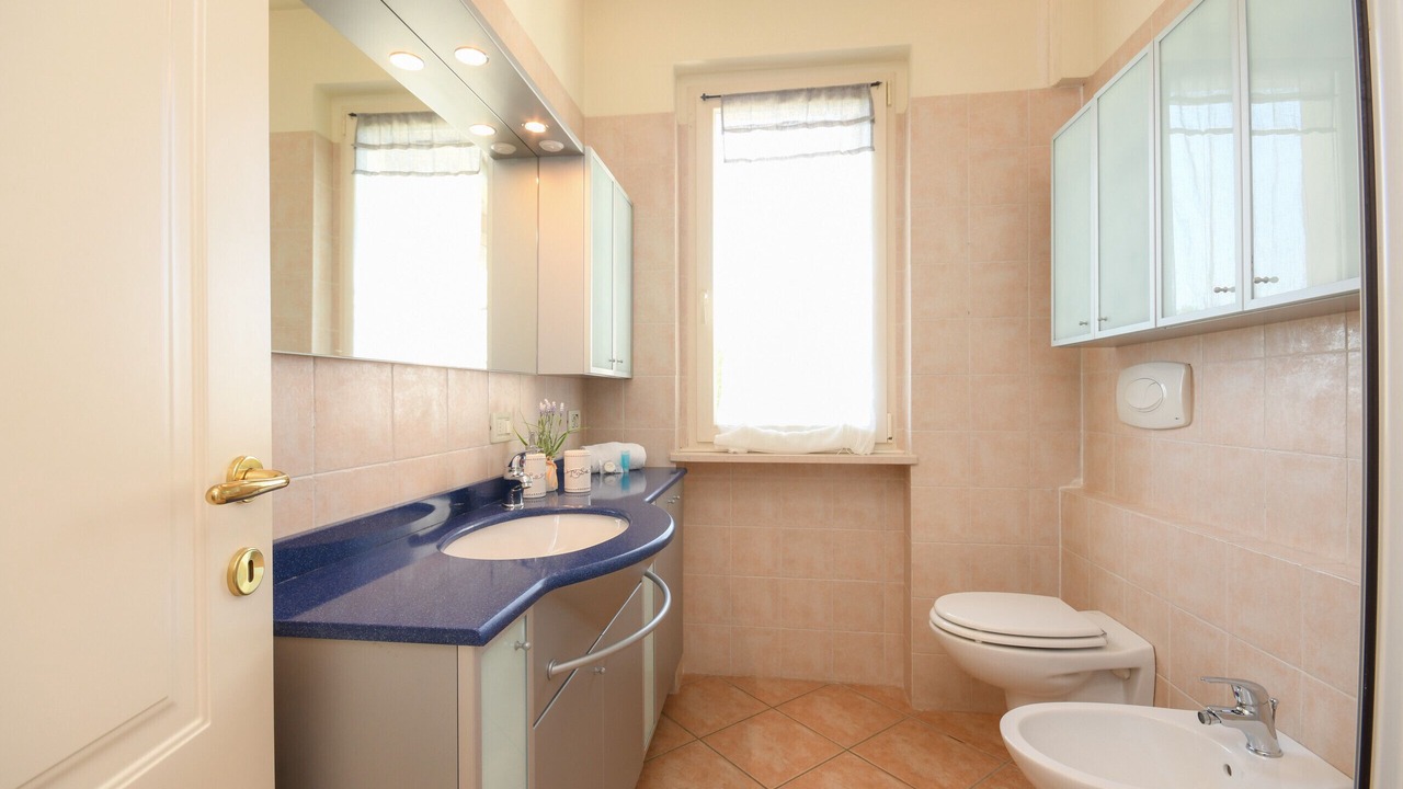 Photo of Bathroom in Lugana