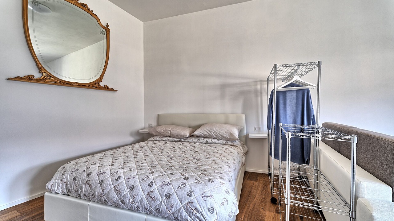 Photo of Bedroom in Colico Piano