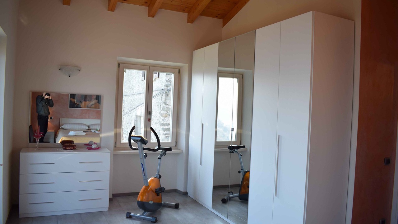 Photo of Bedroom in Calozzo