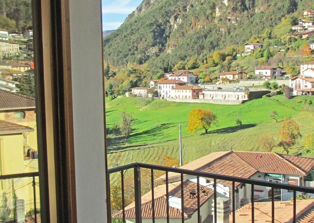 Photo of Others in Vesio