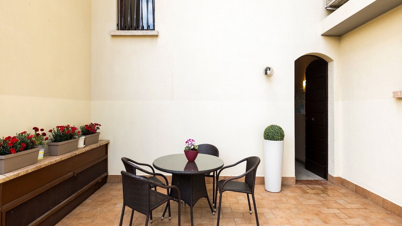 Photo of Patio Balcony in Colombare