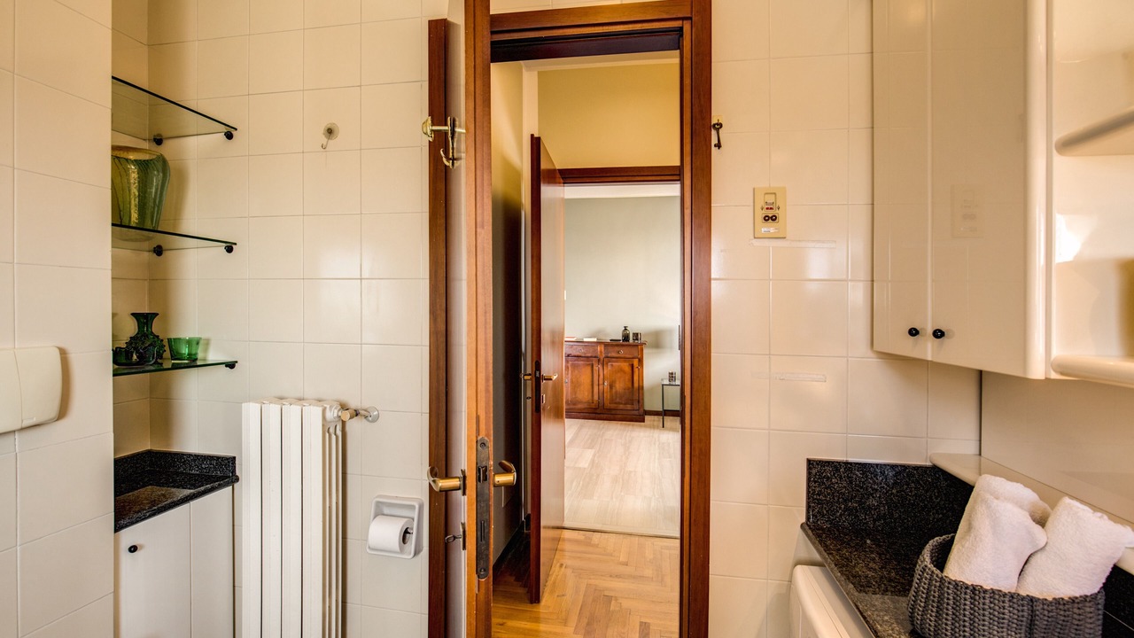 Photo of Bathroom in Lorenteggio