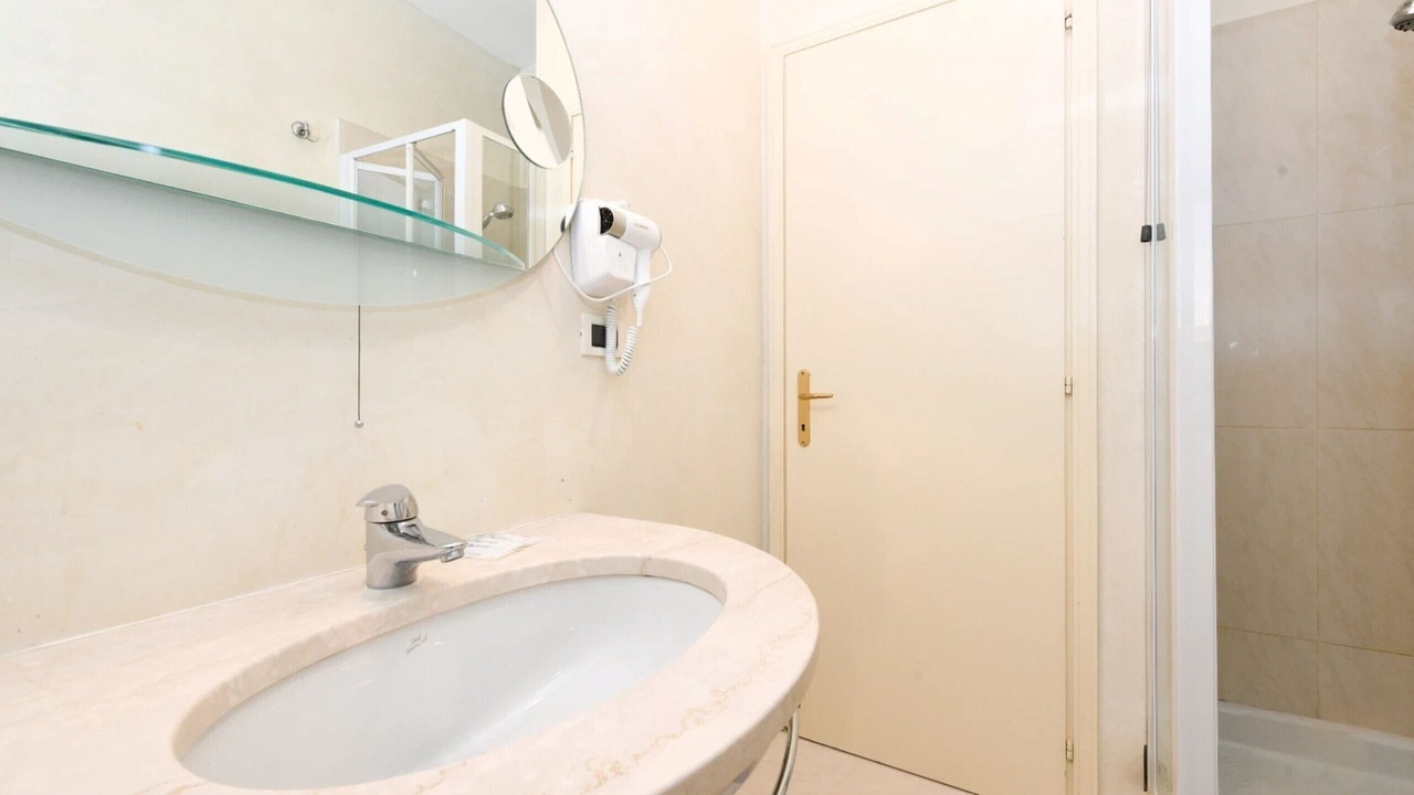 Photo of Bathroom in Sirmione