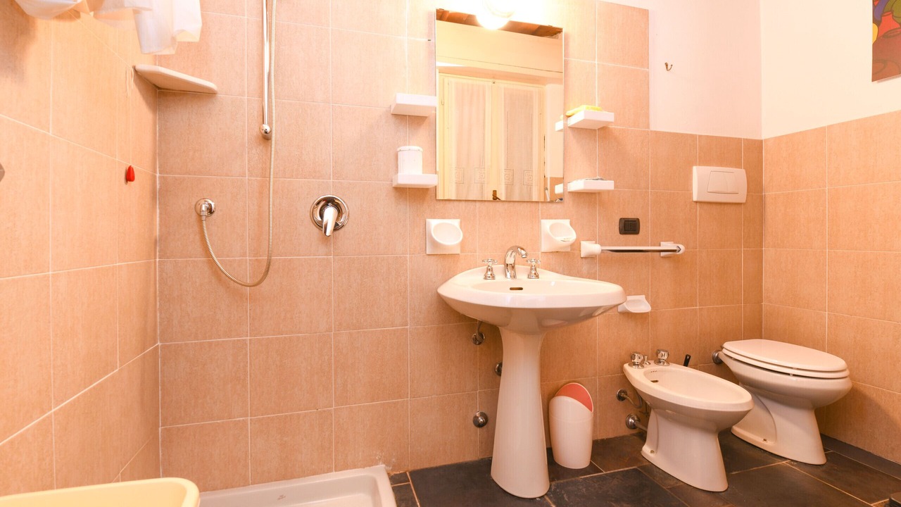 Photo of Bathroom in Sirmione