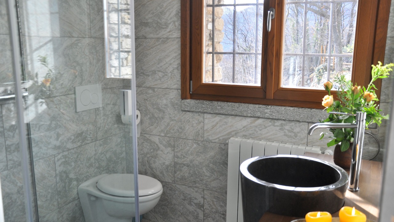 Photo of Bathroom in Maccagno