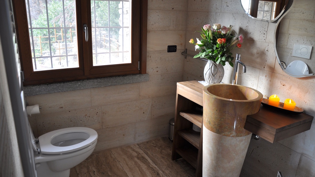 Photo of Bathroom in Maccagno