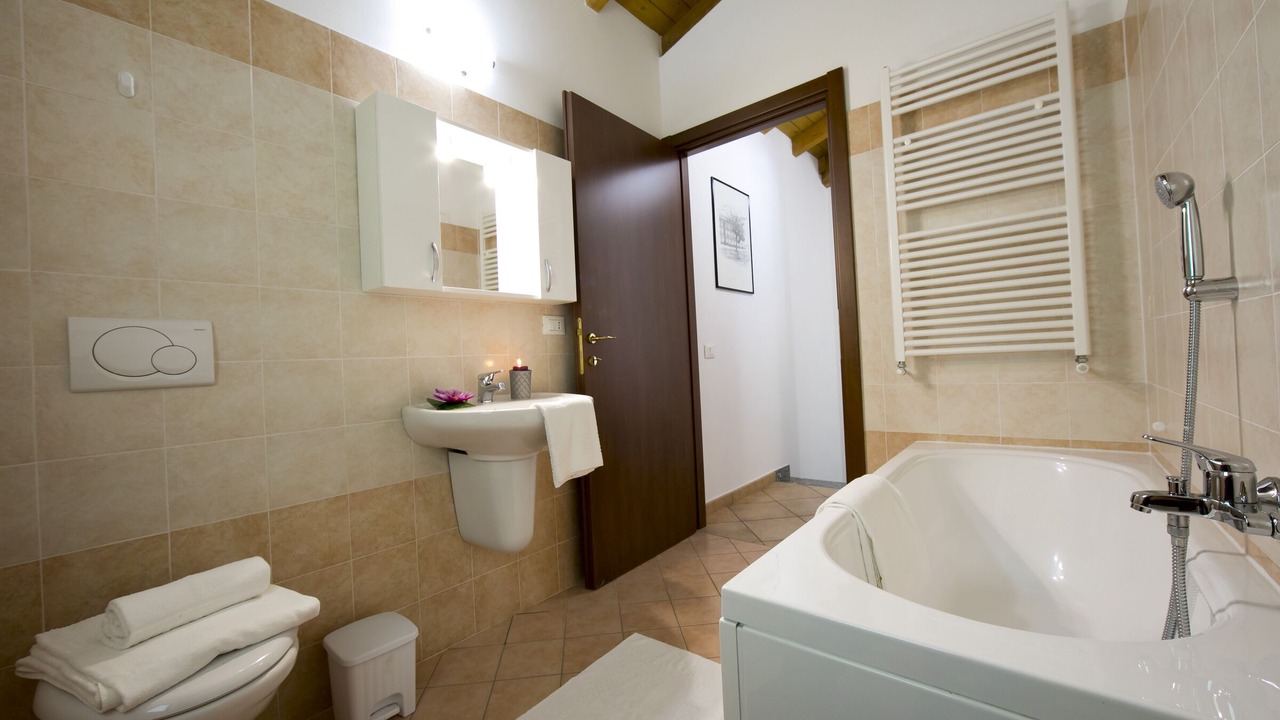 Photo of Bathroom in Laveno