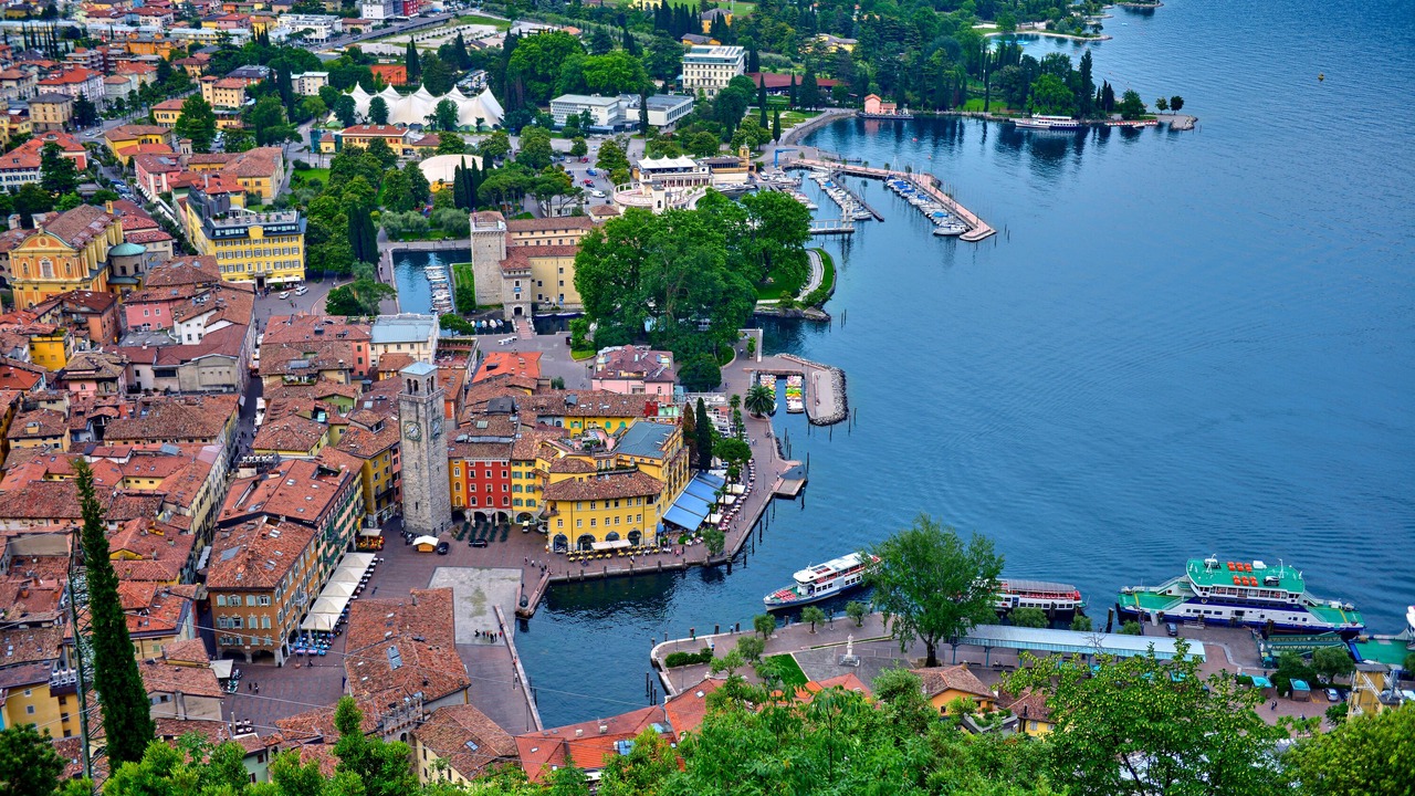Photo of Others in Desenzano del Garda