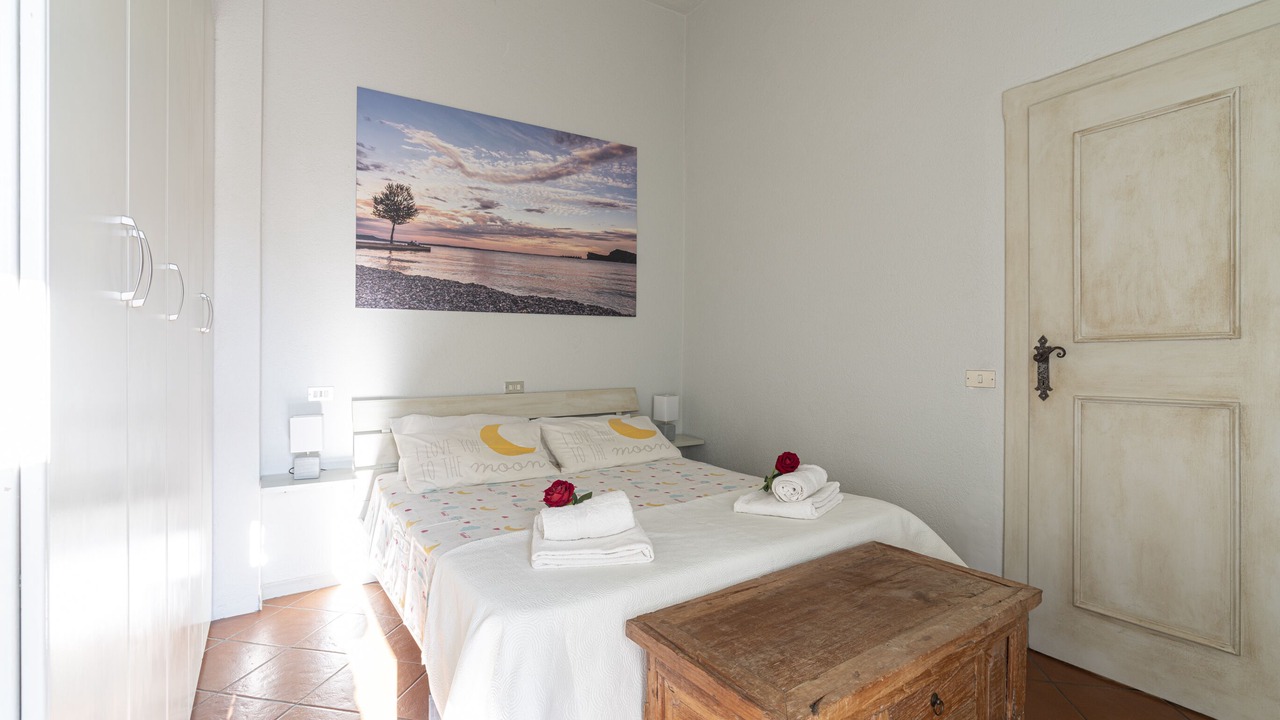 Photo of Bedroom in San Felice del Benaco