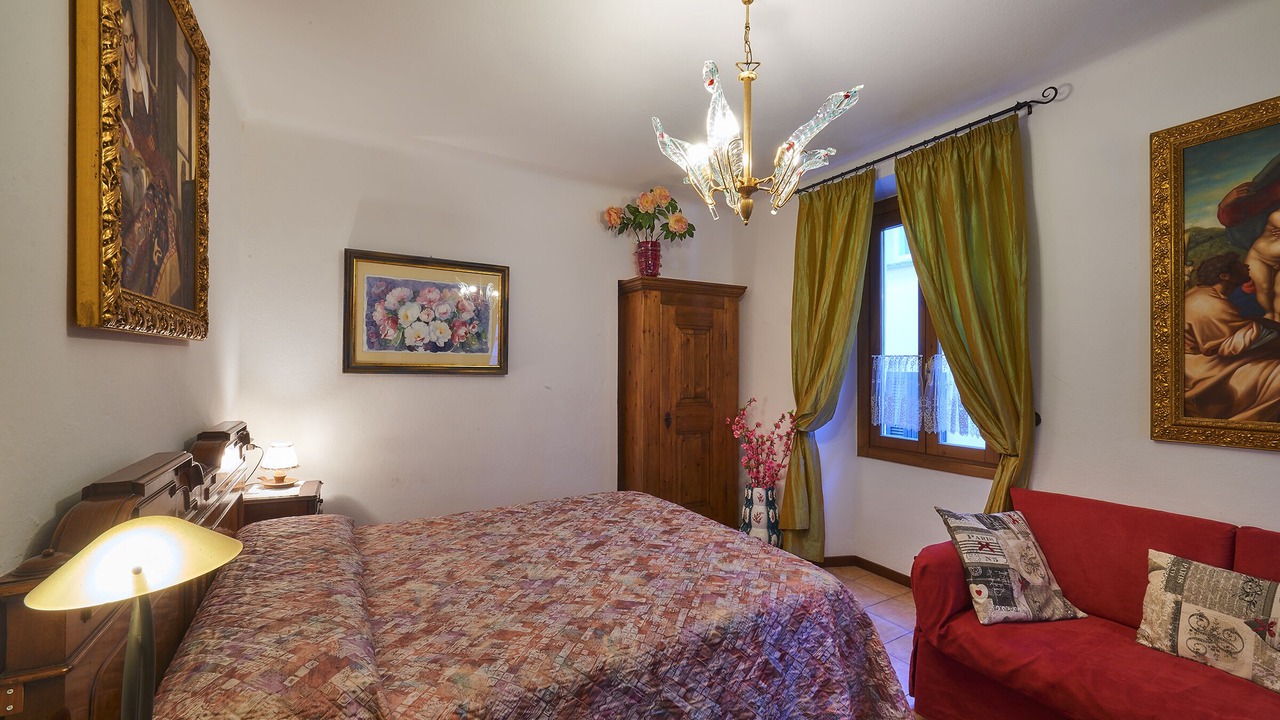 Photo of Bedroom in Varenna