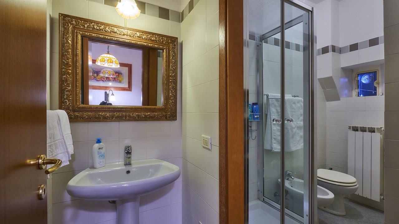 Photo of Bathroom in Varenna