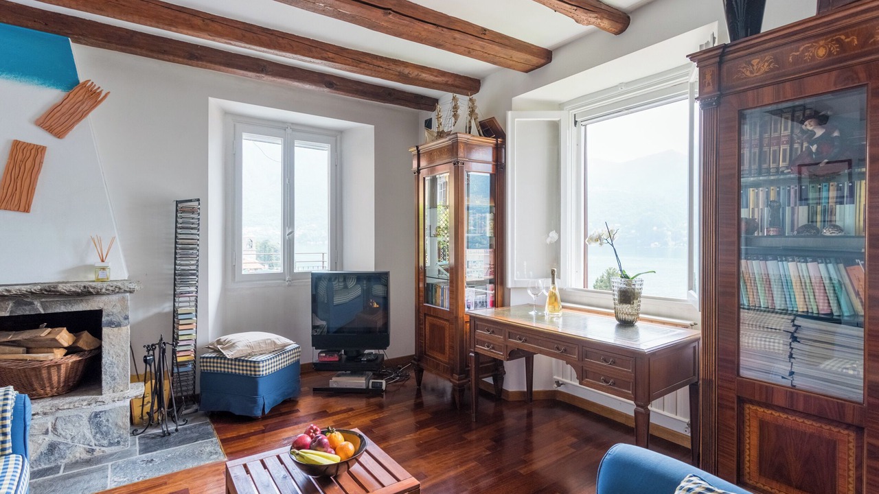 Photo of Livingroom in Carate Urio